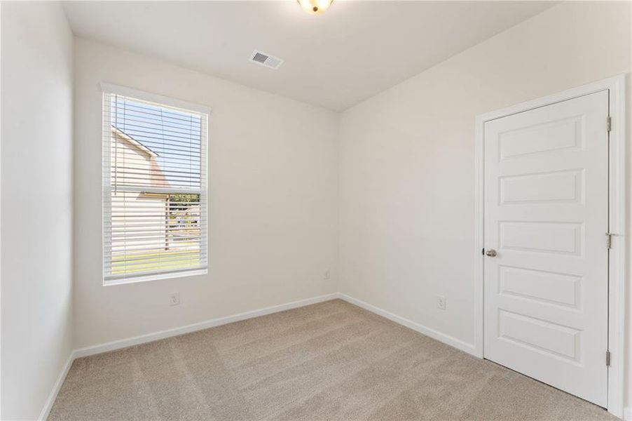 Spacious, unfurnished interior of a new home in Oakhill Estates, Adairsville (Image 14). Spacious, unfurnished interior of a new home in Oakhill Estates, Adairsville (Image 14).