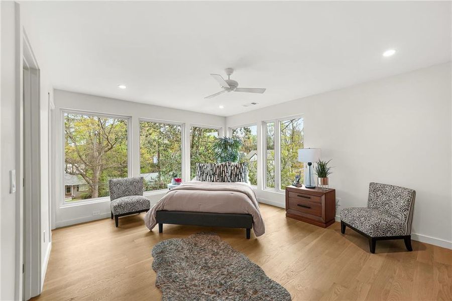 Furnished interior view inside a new home in , Atlanta (Image 44).