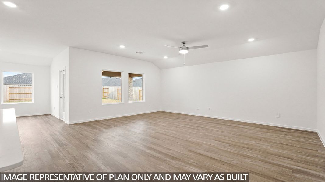 Spacious, unfurnished interior of a new home in Sunterra, Katy (Image 17).