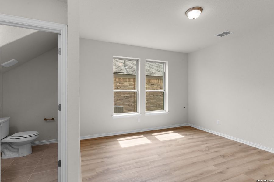 Spacious, unfurnished interior of a new home in Clear Creek, New Braunfels (Image 17).