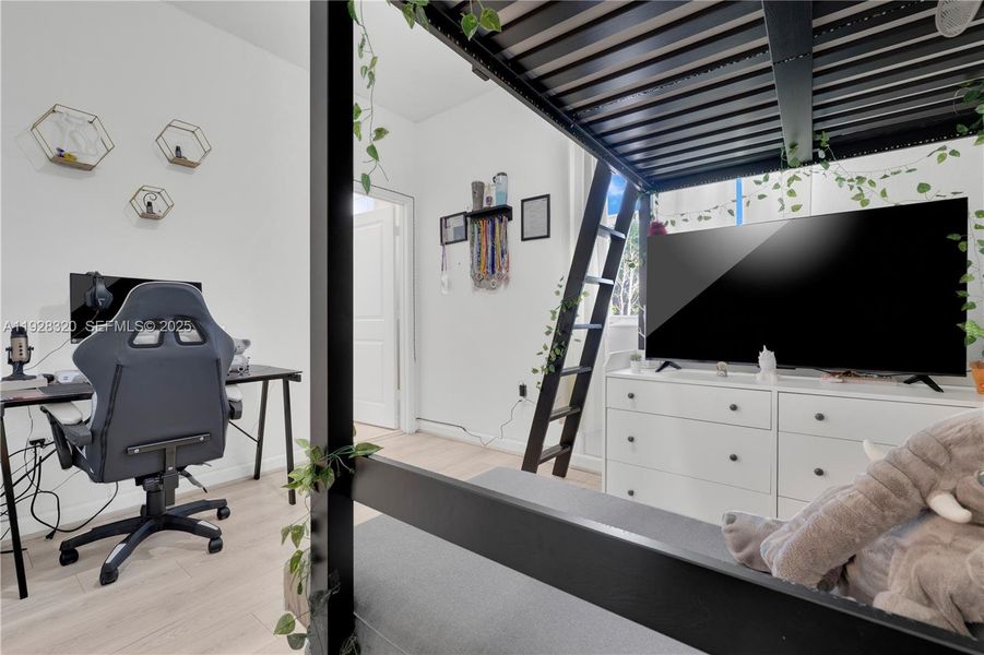 Furnished interior view inside a new home in , Homestead (Image 27).