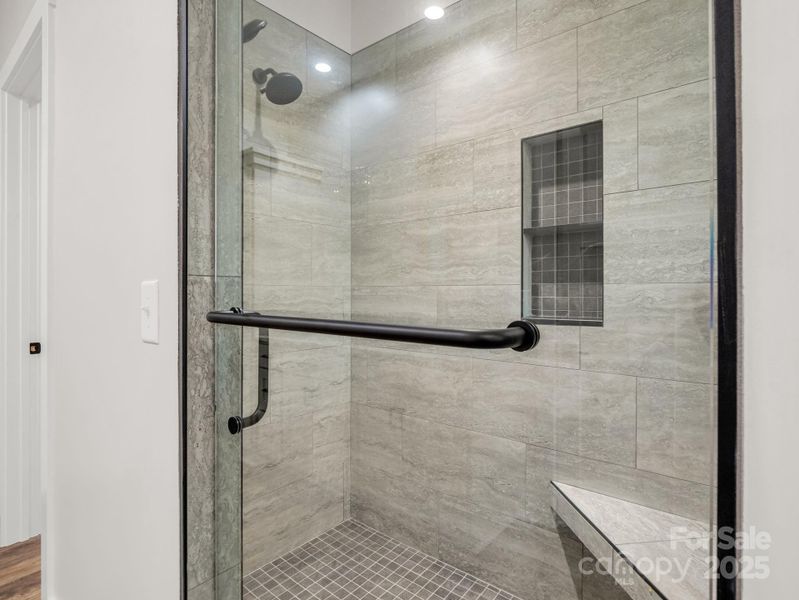 Close-up of interior finishes inside a home in , Rutherfordton (Image 20). Close-up of interior finishes inside a home in , Rutherfordton (Image 20).