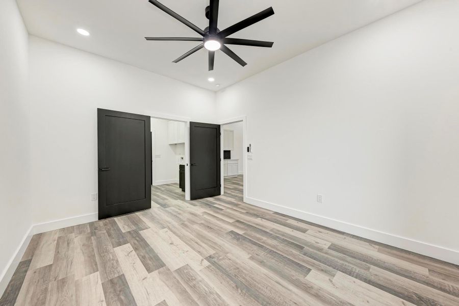 Spacious, unfurnished interior of a new home in , Bertram (Image 28).