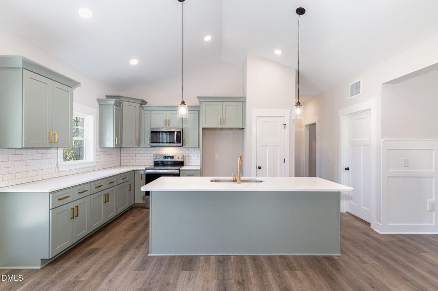 014_img_4493-edit_136 014_img_4493-edit_136