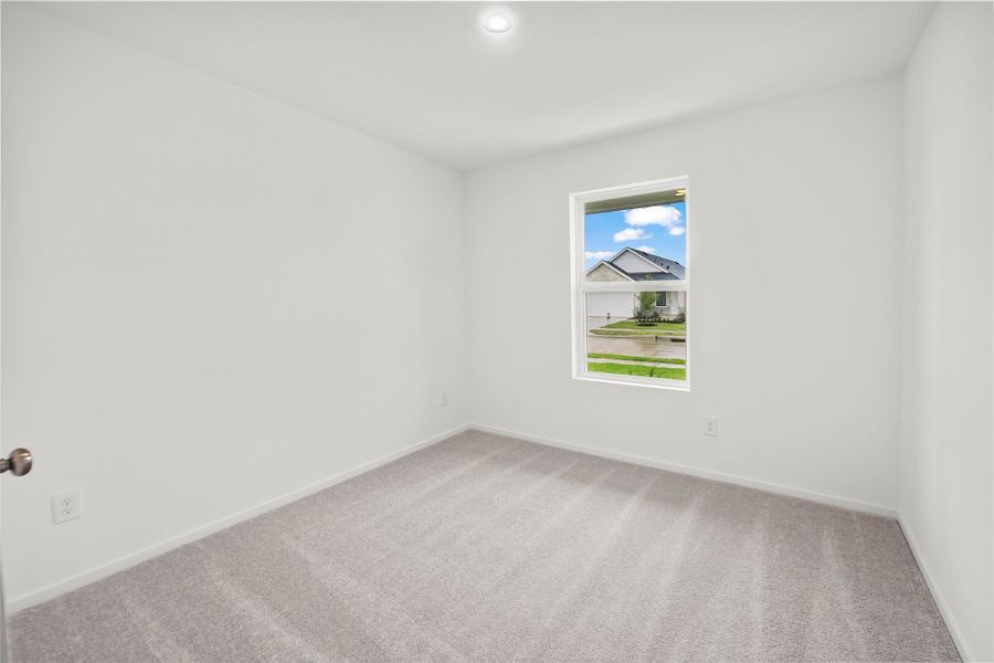 **Photos are illustrative only. This is not the actual homesite.** **Photos are illustrative only. This is not the actual homesite.**