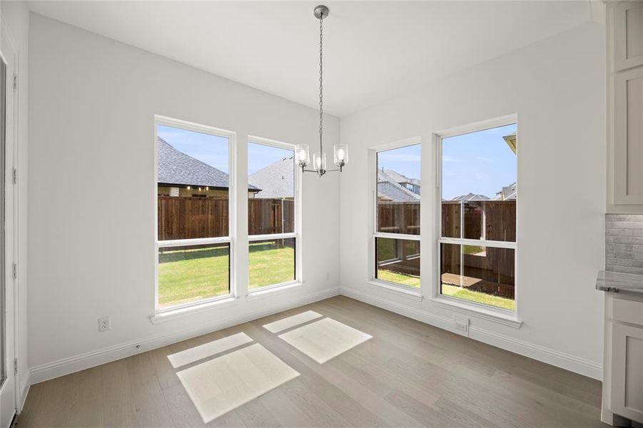 012. 1805 Gem - Dining