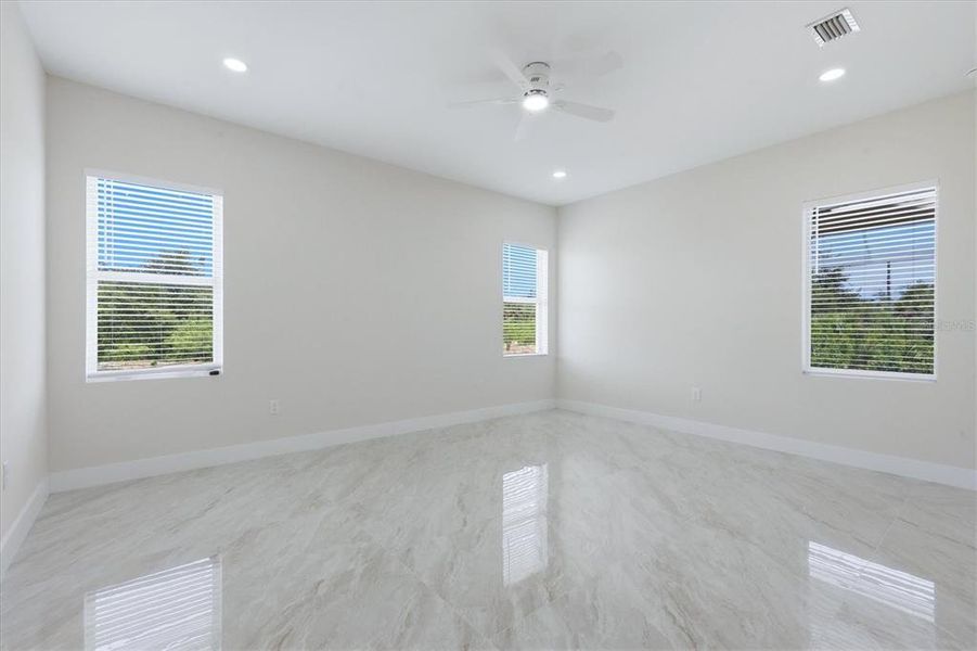 Spacious, unfurnished interior of a new home in , Port Charlotte (Image 25). Spacious, unfurnished interior of a new home in , Port Charlotte (Image 25).