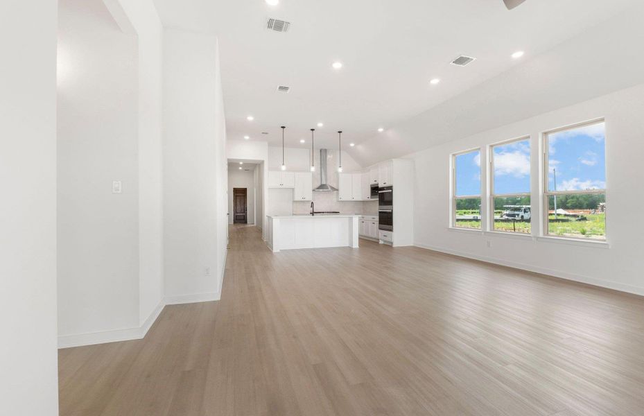 Spacious, unfurnished interior of a new home in Kuempel Estates, Pflugerville (Image 33). Spacious, unfurnished interior of a new home in Kuempel Estates, Pflugerville (Image 33).