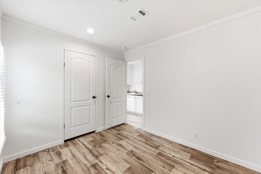 Spacious, unfurnished interior of a new home in , Walterboro (Image 14). Spacious, unfurnished interior of a new home in , Walterboro (Image 14).