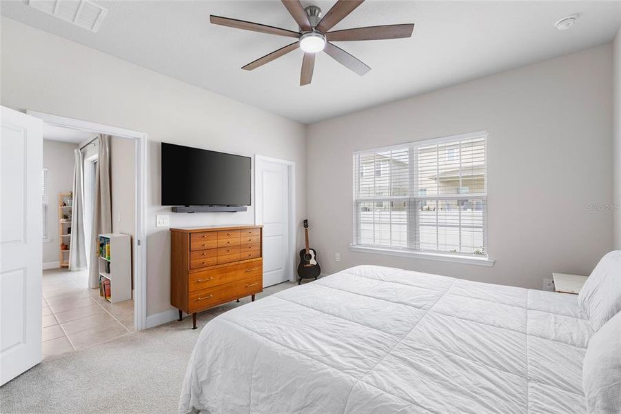 Furnished interior view inside a new home in , Lakewood Ranch (Image 15).