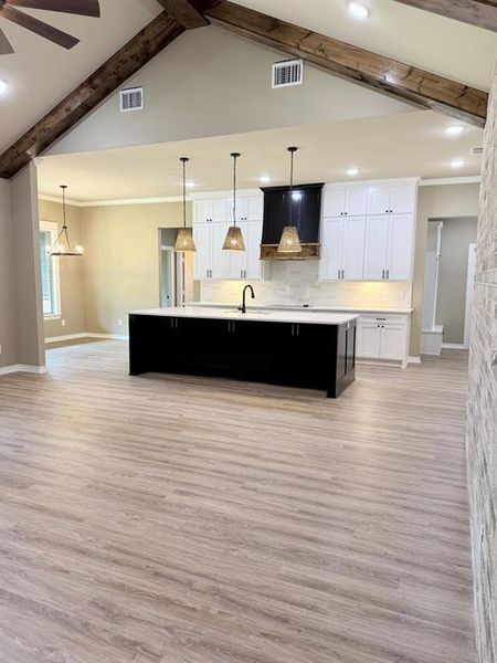 Spacious, unfurnished interior of a new home in , Tyler (Image 23).
