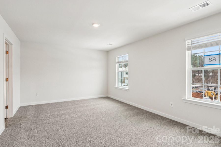 Spacious, unfurnished interior of a new home in Zion Springs, Hickory (Image 19).