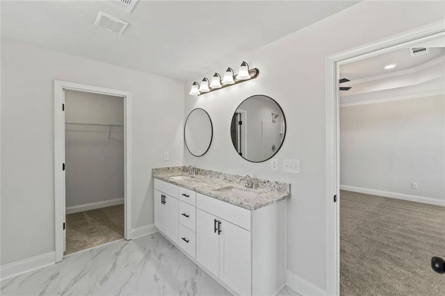 Furnished interior view inside a new home in , Alto (Image 10).