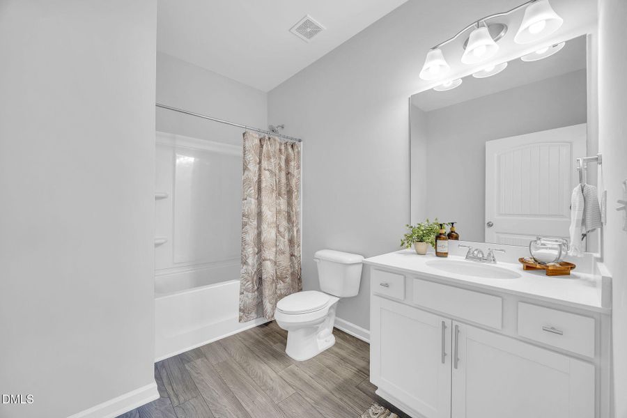 16-web-or-mls-9L1A3421 16-web-or-mls-9L1A3421