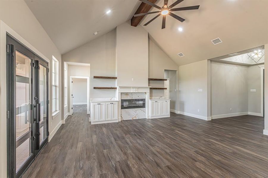 Image 38 of a home in .