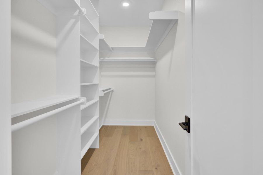 Spacious, unfurnished interior of a new home in , Mount Pleasant (Image 16).