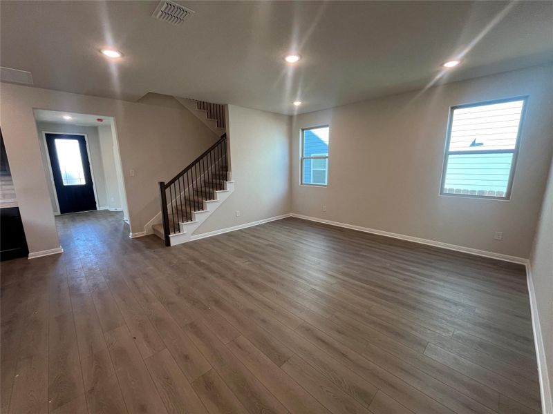 Spacious, unfurnished interior of a new home in The Cottages at Lariat, Liberty Hill (Image 32).