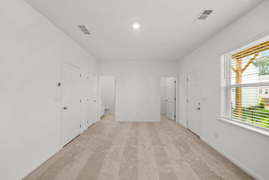 Spacious, unfurnished interior of a new home in Chandler Run, Tucker (Image 31).