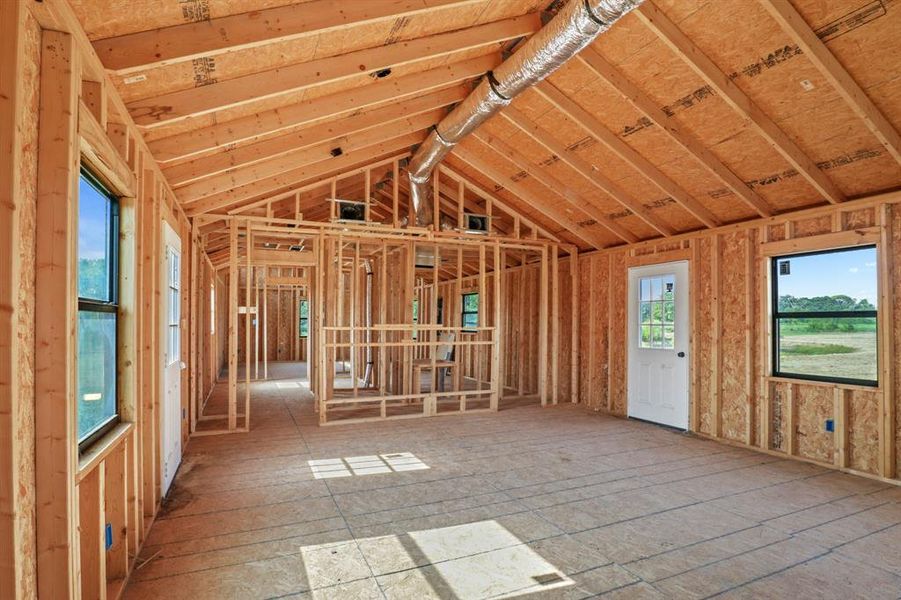 Spacious, unfurnished interior of a new home in , Grand Saline (Image 4).