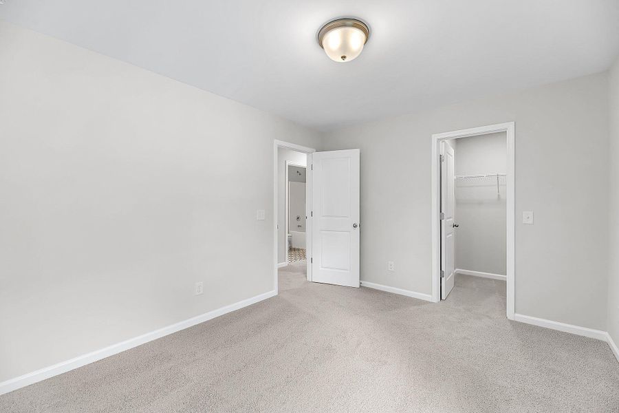 Spacious, unfurnished interior of a new home in Sweetgrass Station, Summerville (Image 39). Spacious, unfurnished interior of a new home in Sweetgrass Station, Summerville (Image 39).
