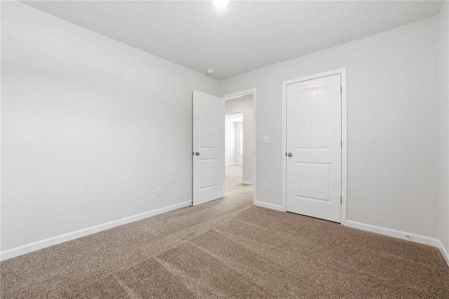 Spacious, unfurnished interior of a new home in Concord Oaks, Powder Springs (Image 24).