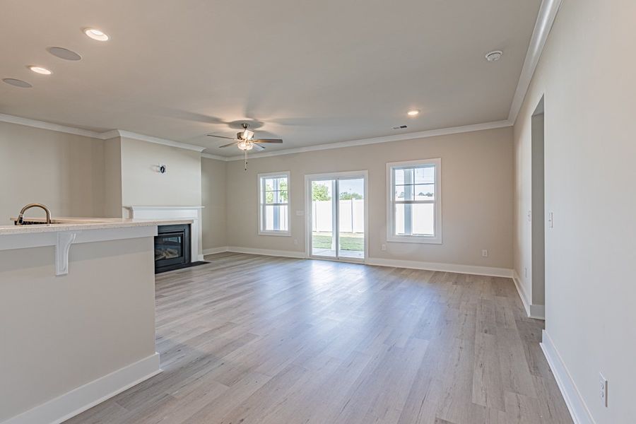 Representative unfurnished interior of a home built from the Barnard II by Great Southern Homes in Shady Grove, Conway (Image 21).