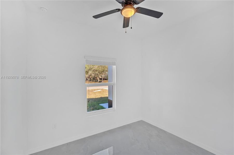 Spacious, unfurnished interior of a new home in , Punta Gorda (Image 39).