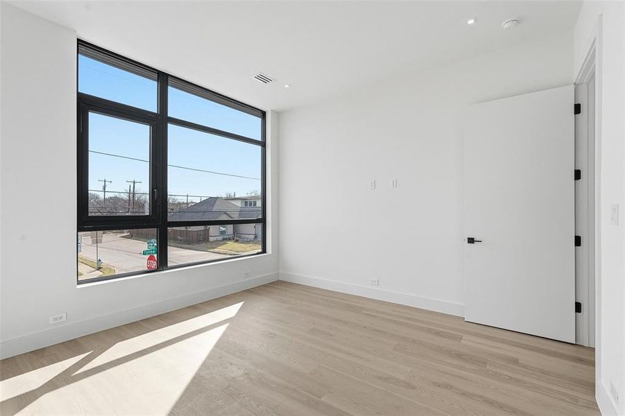 Spacious, unfurnished interior of a new home in , Dallas (Image 23). Spacious, unfurnished interior of a new home in , Dallas (Image 23).