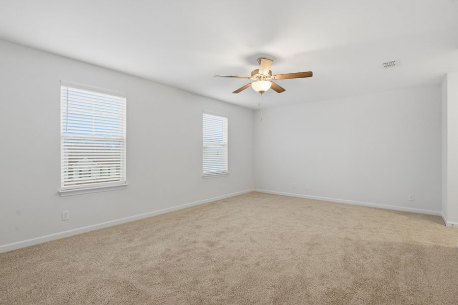 Spacious, unfurnished interior of a new home in Salem Landing, Rockvale (Image 26).