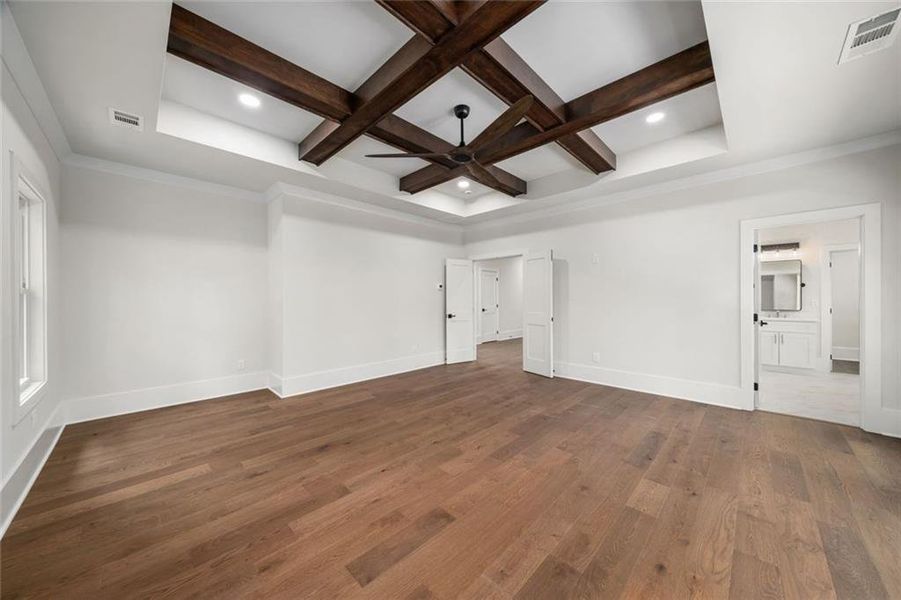 Spacious, unfurnished interior of a new home in , Atlanta (Image 129).