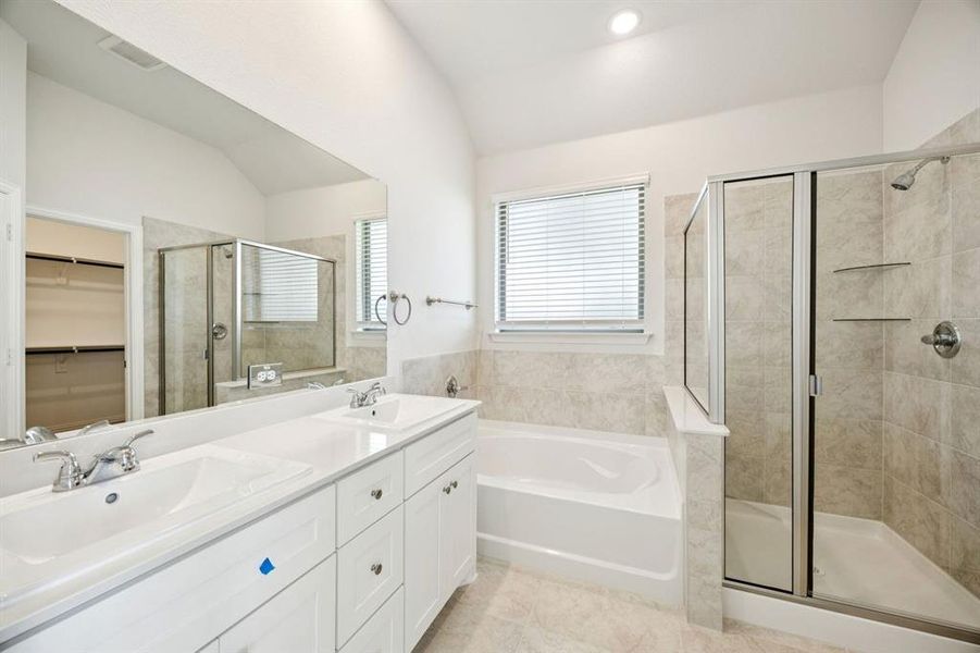 7-2021Jade_007 7-2021Jade_007