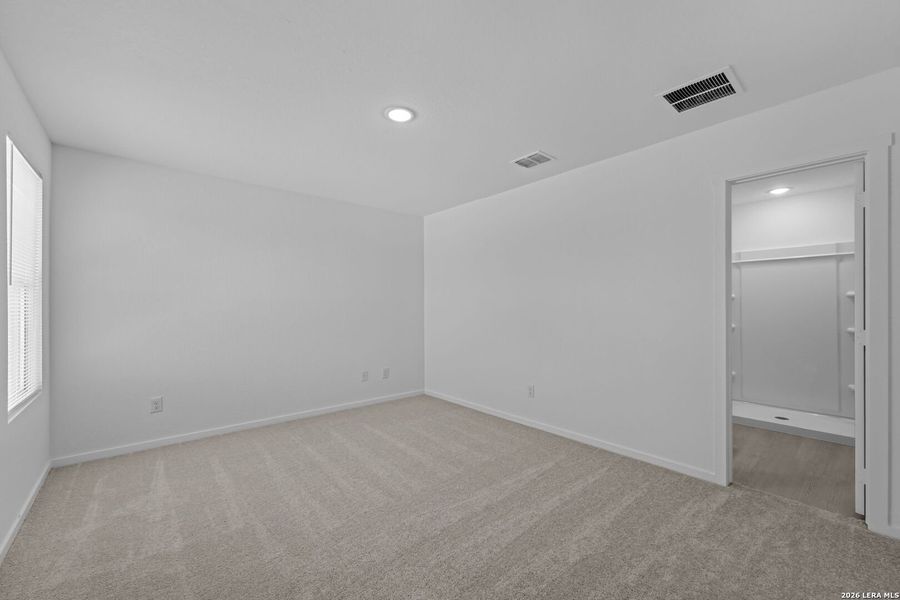 Spacious, unfurnished interior of a new home in Hidden Oasis, San Antonio (Image 12). Spacious, unfurnished interior of a new home in Hidden Oasis, San Antonio (Image 12).