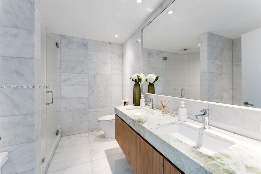 Furnished interior view inside a new home in , Miami Beach (Image 17).