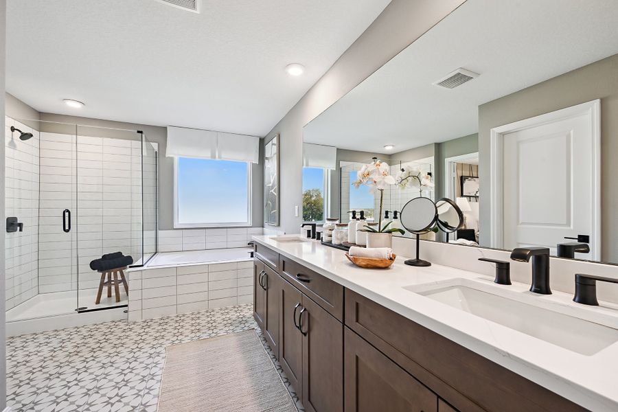 Furnished interior view inside a new home in Estates at Lake Jesup, Sanford (Image 6).