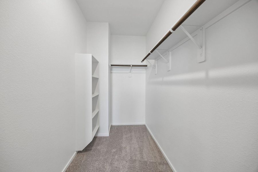 Spacious, unfurnished interior of a new home in Stokesbury, Waller (Image 17).