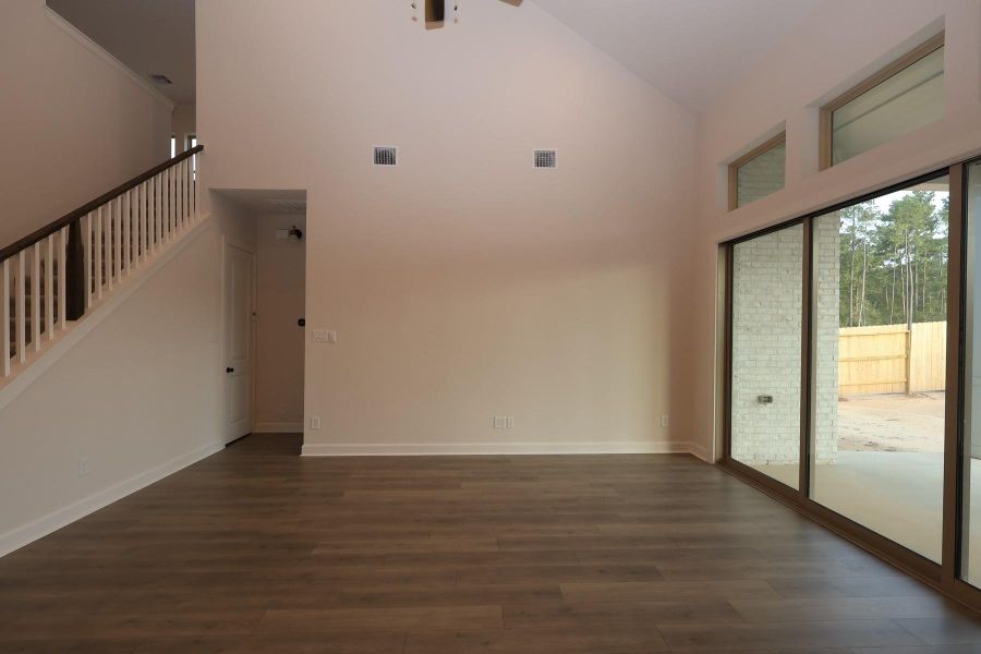 Spacious, unfurnished interior of a new home in Audubon – Ascent Collection, Magnolia (Image 6).