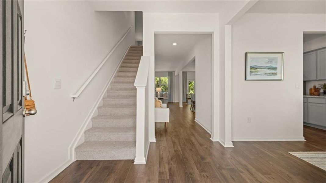 Spacious, unfurnished interior of a new home in Bridle Creek, Locust Grove (Image 23).