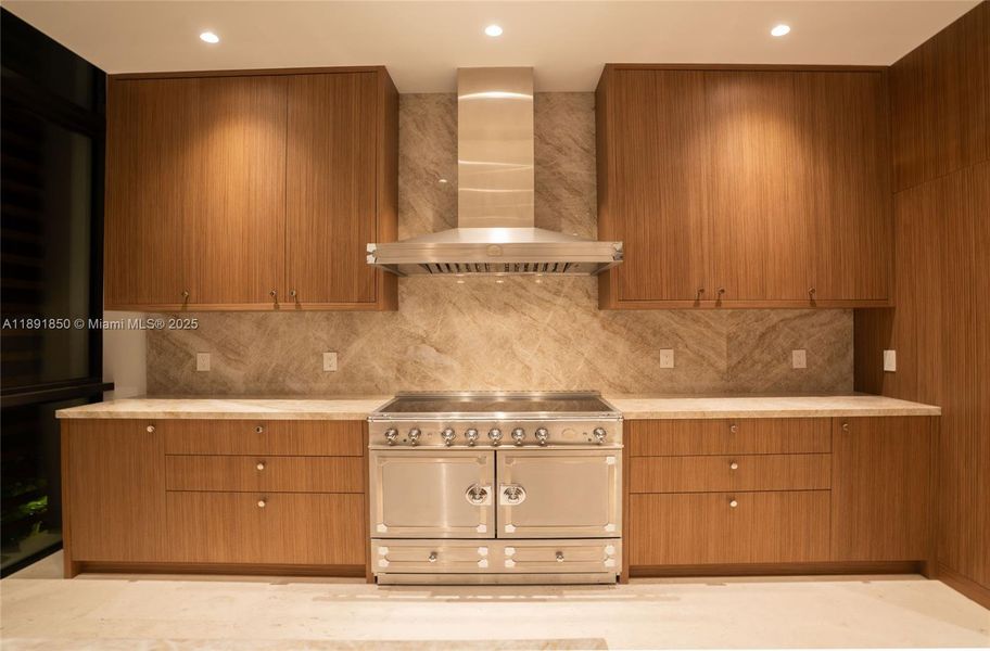 Image 37 of a home in .