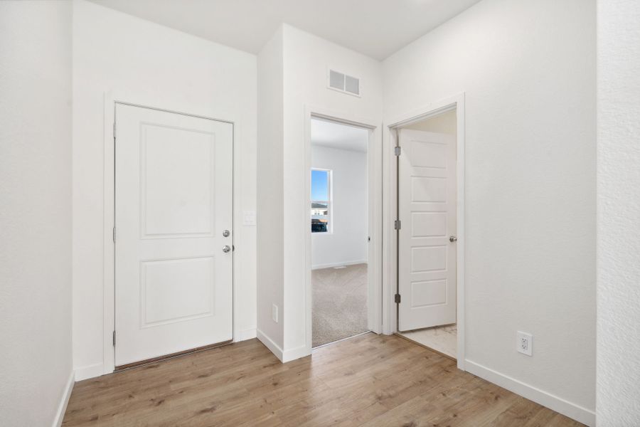 Somerset-Hallway Somerset-Hallway