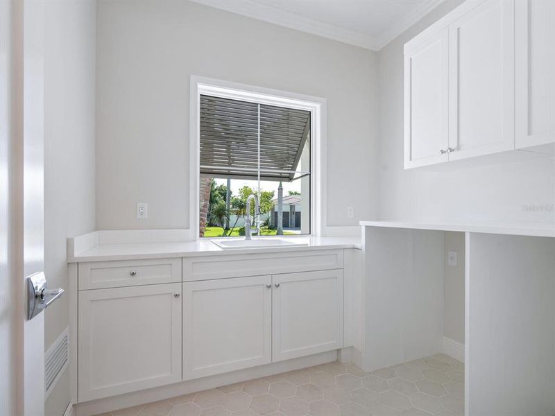 Furnished interior view inside a new home in , Sarasota (Image 9).