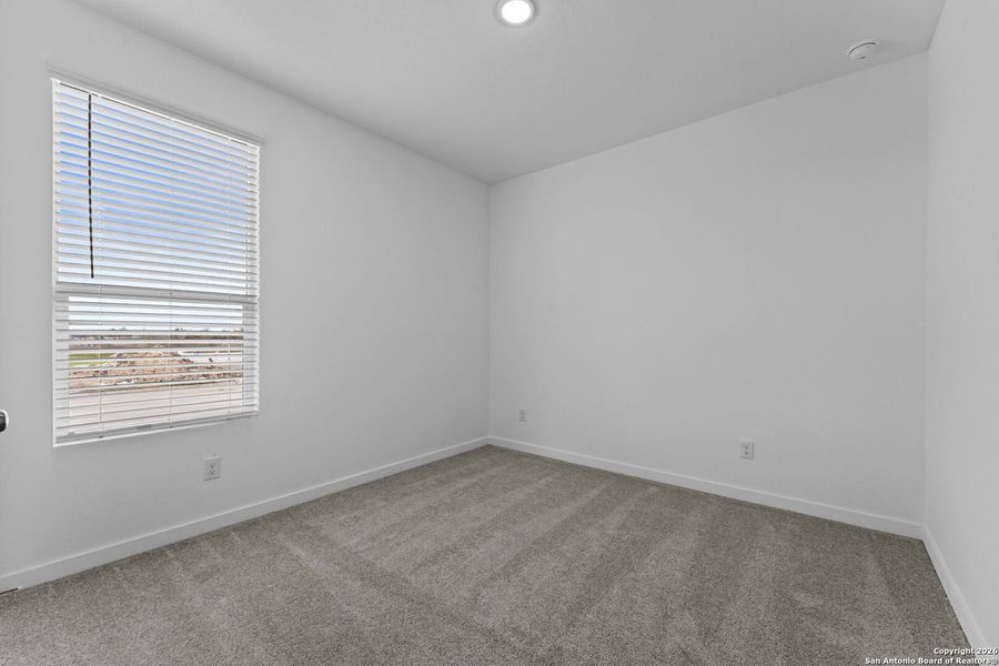 Spacious, unfurnished interior of a new home in Parkside: Coastline Collection, New Braunfels (Image 17).