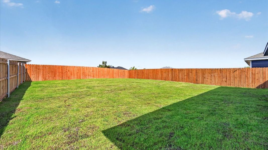 Exterior details and patio area of a home in Lankford Farms, Cleburne (Image 19).