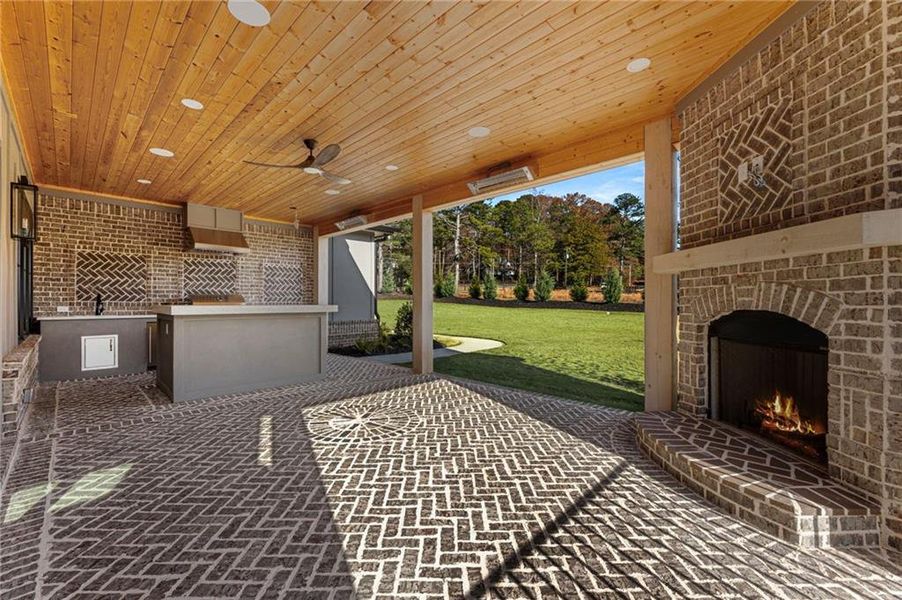 Exterior details and patio area of a home in , Alpharetta (Image 49).