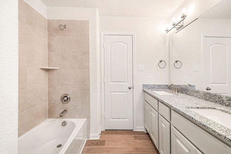 Furnished interior view inside a new home in Oakwood Ranch, Willis (Image 10). Furnished interior view inside a new home in Oakwood Ranch, Willis (Image 10).