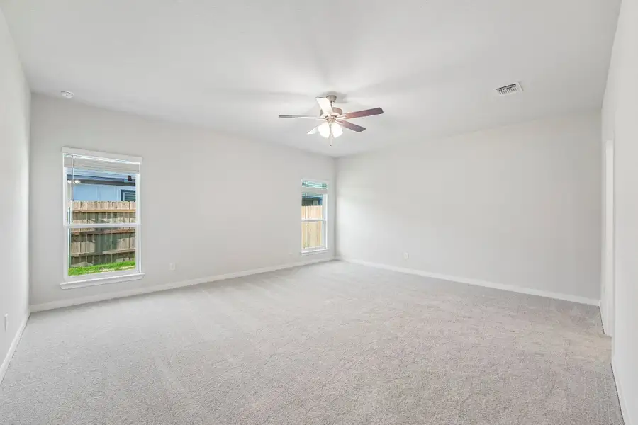 Spacious, unfurnished interior of a new home in Hills of Westwood, Temple (Image 13).