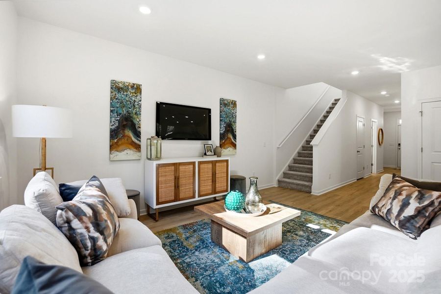 Furnished interior view inside a new home in Bellina, York (Image 25).