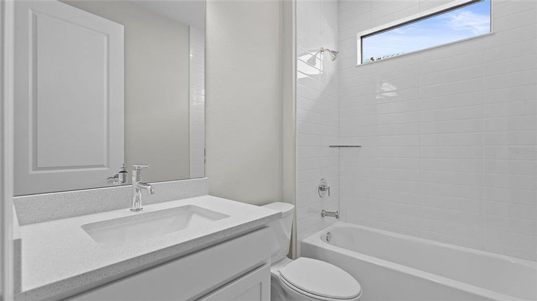 Furnished interior view inside a new home in Cresswind Lakewood Ranch, Lakewood Ranch (Image 10).