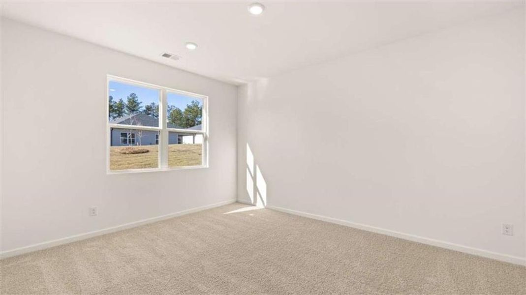 Spacious, unfurnished interior of a new home in Oakchase at Hampton, Hampton (Image 28).