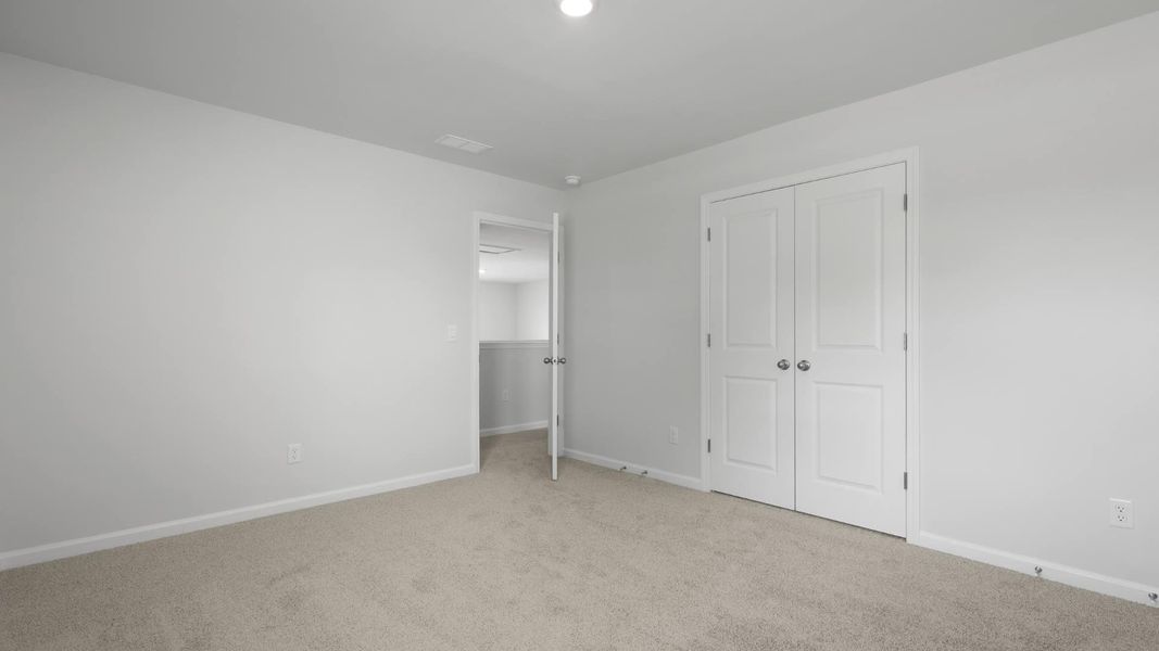 Spacious, unfurnished interior of a new home in Hillcrest, Ravenel (Image 22).
