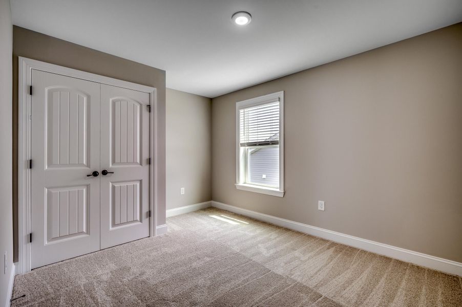 Spacious, unfurnished interior of a new home in The Groves of Berkeley, Moncks Corner (Image 21).